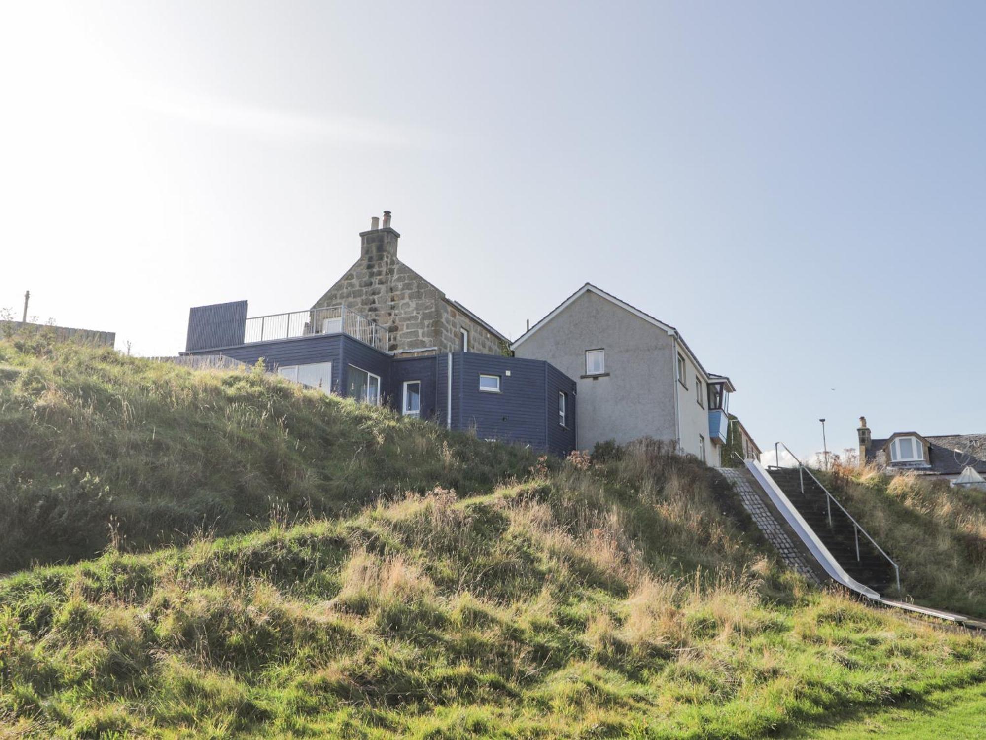 Seaview At The Doocot * Elgin